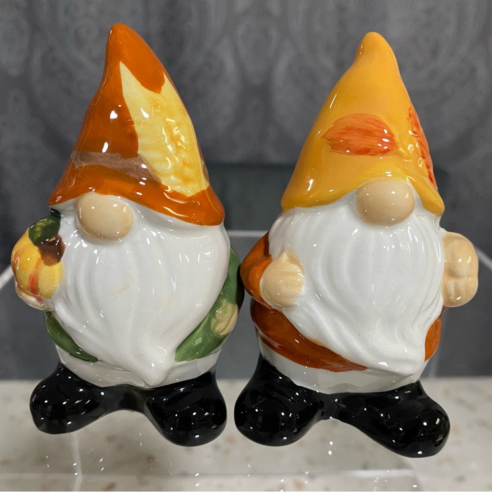 Set of Salt and Pepper Shakers of Ceramic Gnomes - Picture 1 of 15